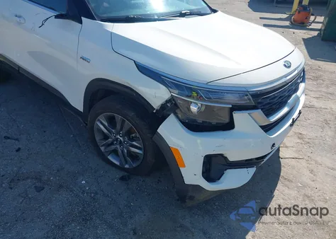 2021 Kia Seltos S z USA, uszkodzony, nr VIN KNDEUCAA5M7078483